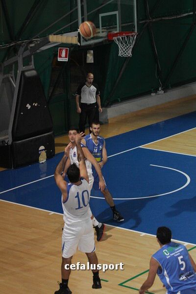 111218 sport 203_tn.jpg